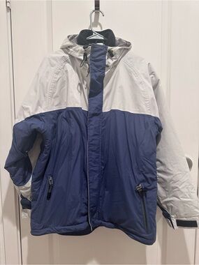 Obermeyer Two-Tone Hooded Ski Jacket in Navy and Light Gray